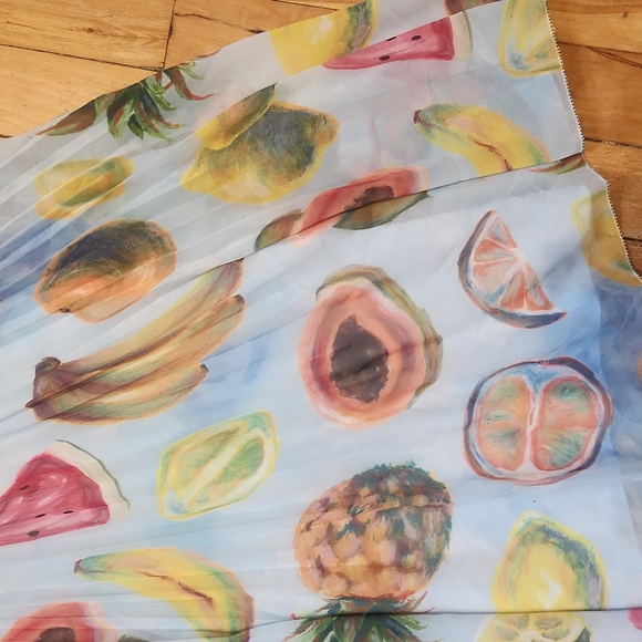Aritzia Wilfred Twirl Fruit Skirt - Picture 2 of 3